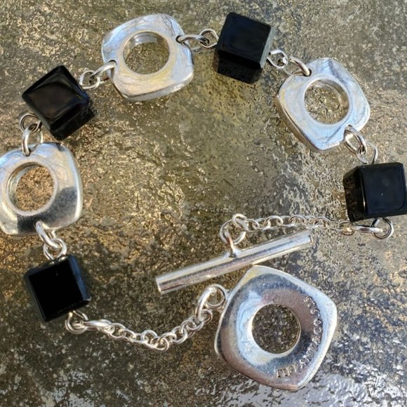 Tiffany Black Onyx Cushion Bracelet in Sterling Silver 925. 7.5 Inches Long - Picture 1 of 5